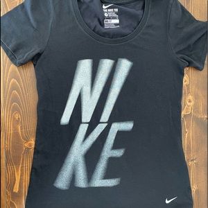 Nike Tee Dri-fit size small